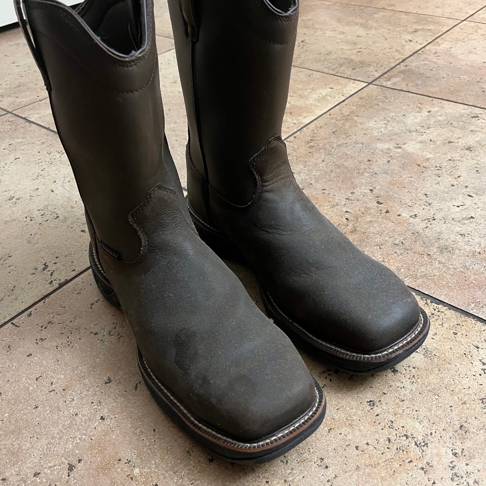 Waterproof steel toe boots